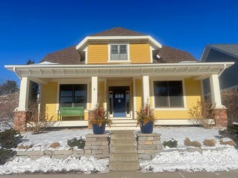 Homes For Sale - 15579 Duck Trail Lane<br/> Dakota County, Saint Paul, MN 55124