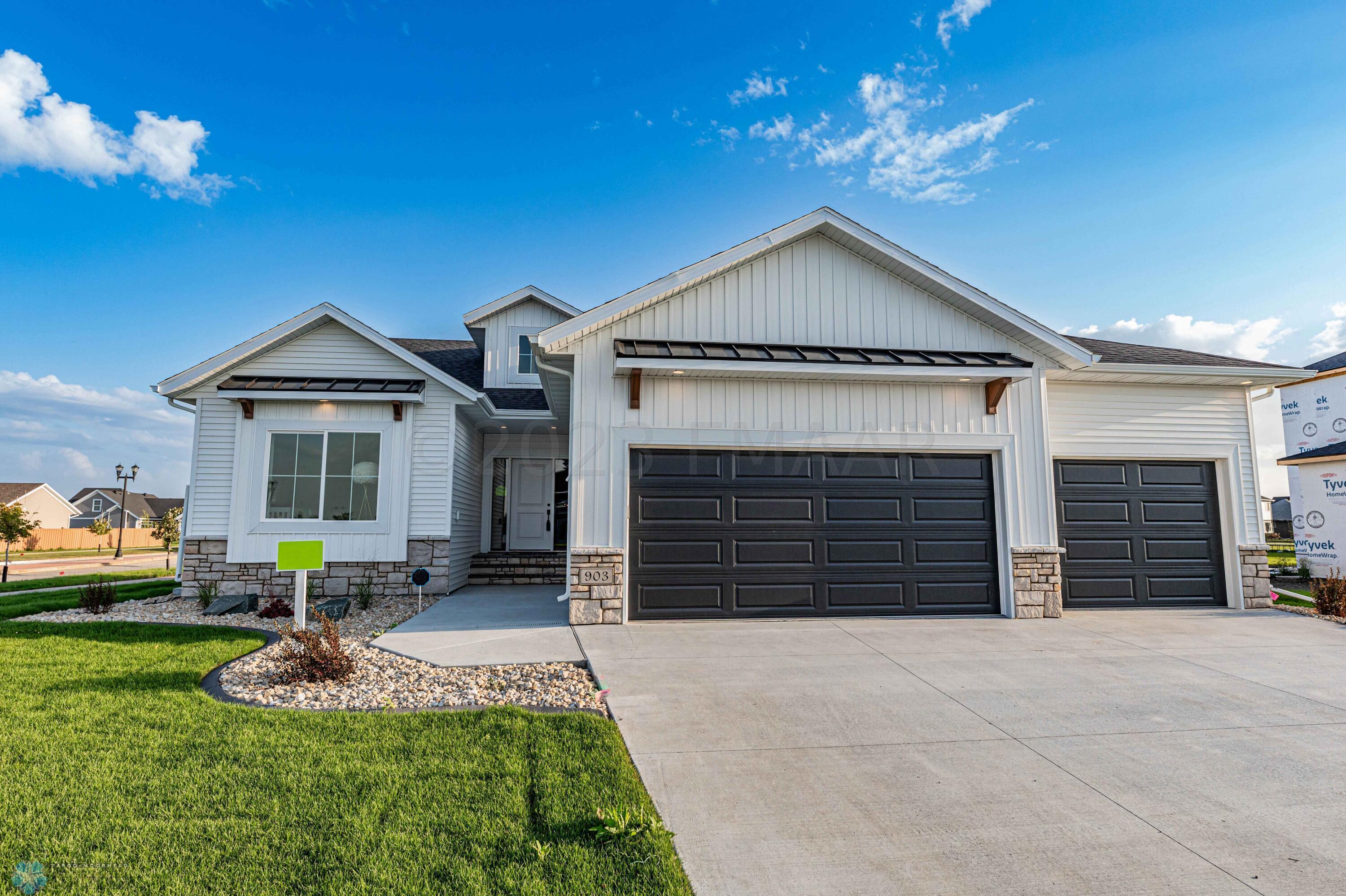 903 50 Avenue, West Fargo, North Dakota image 2