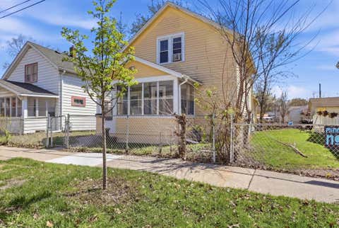 Homes For Sale - 324 Van Buren Avenue<br/> Ramsey County, Saint Paul, MN 55103