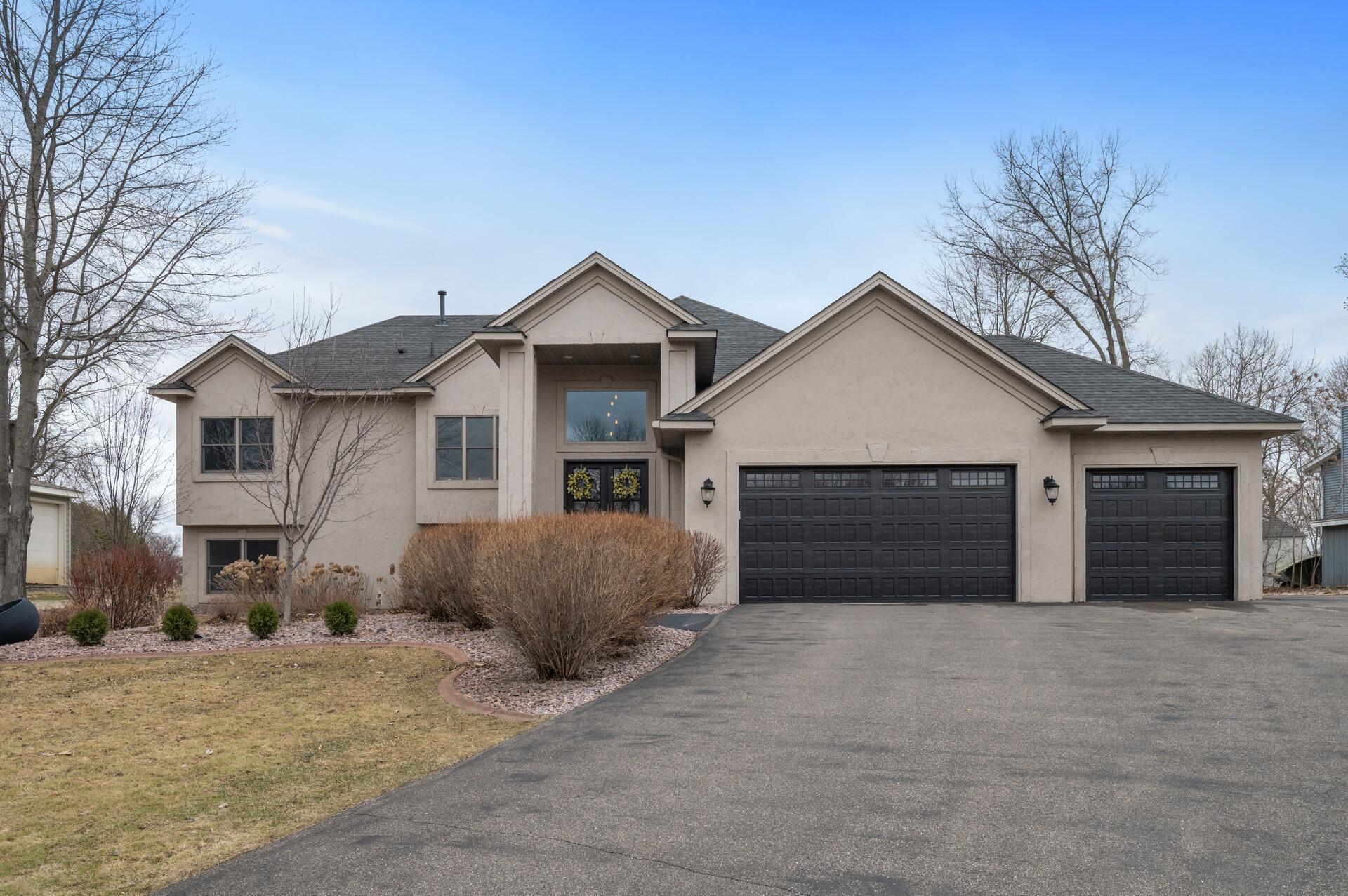 7447 213th Street, Forest Lake, Minnesota image 1