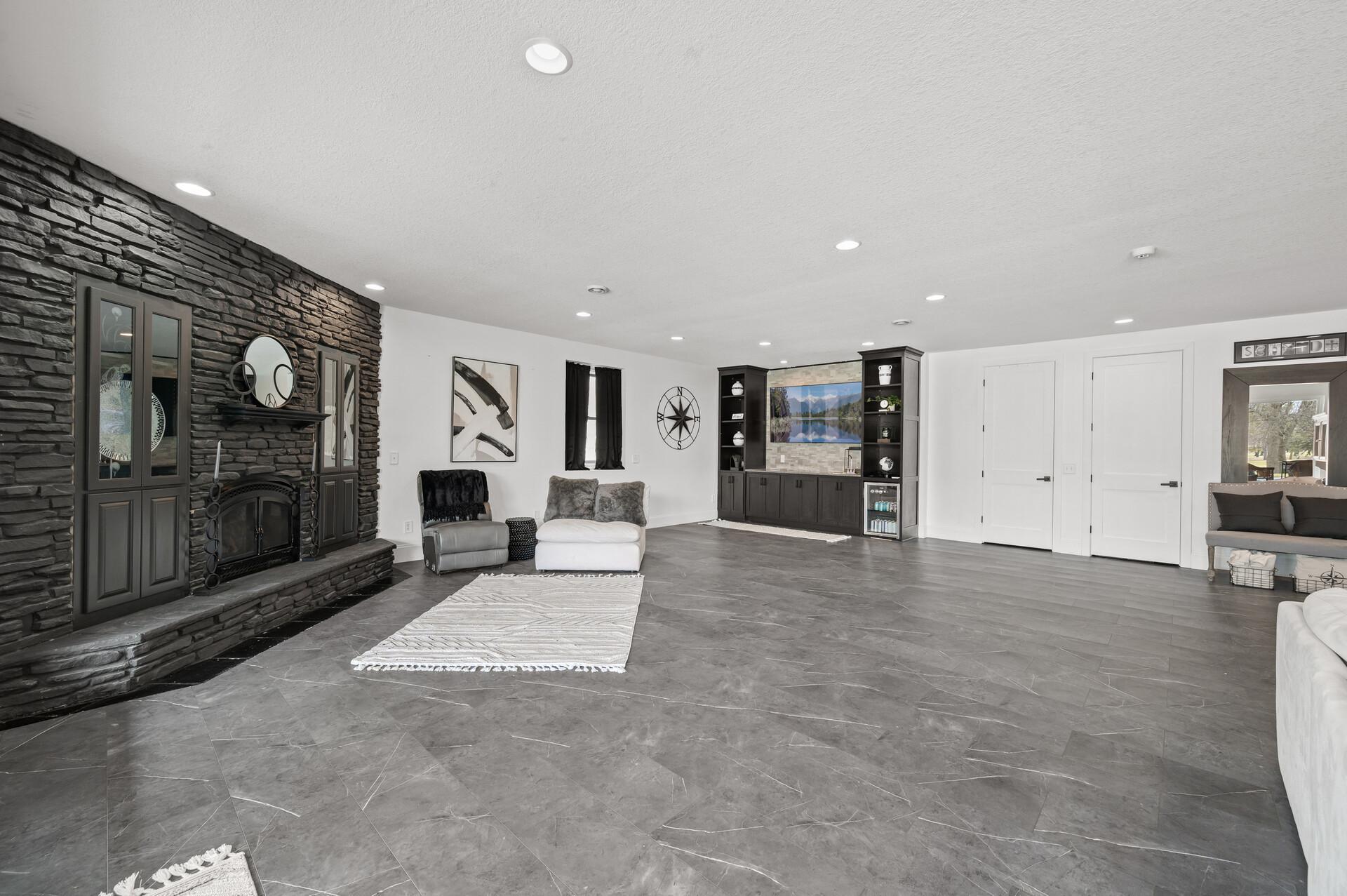 7447 213th Street, Forest Lake, Minnesota image 22