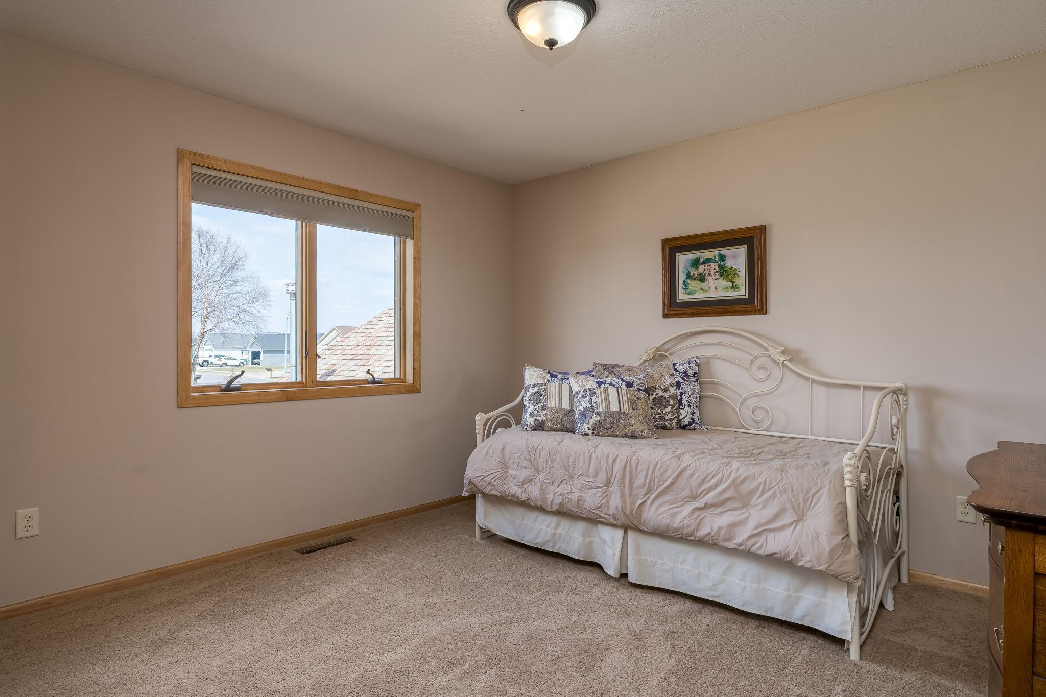 313 Cedar Trail Drive, Le Sueur, Minnesota image 23