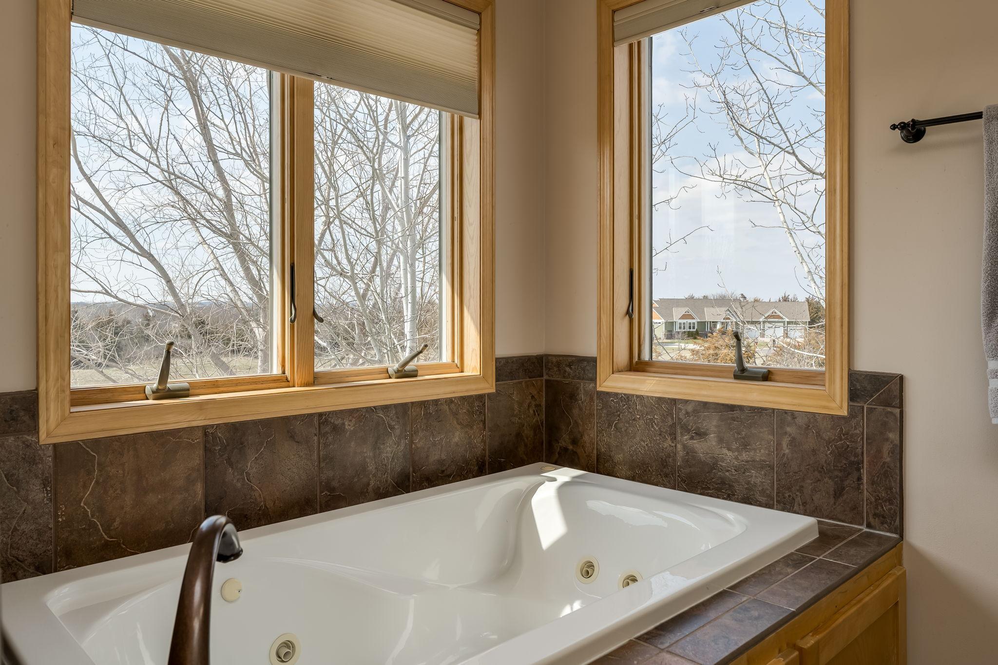 313 Cedar Trail Drive, Le Sueur, Minnesota image 21