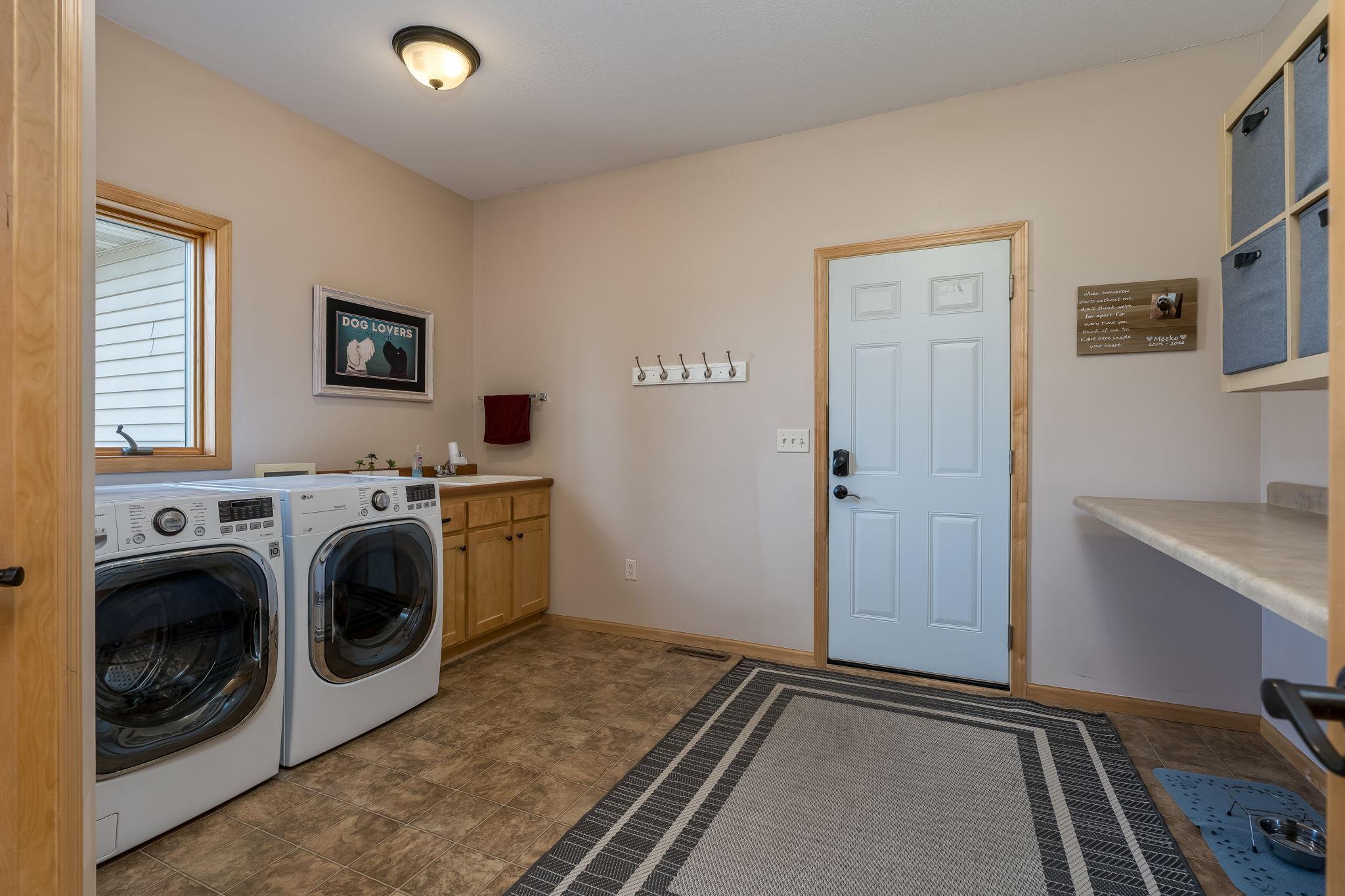 313 Cedar Trail Drive, Le Sueur, Minnesota image 13