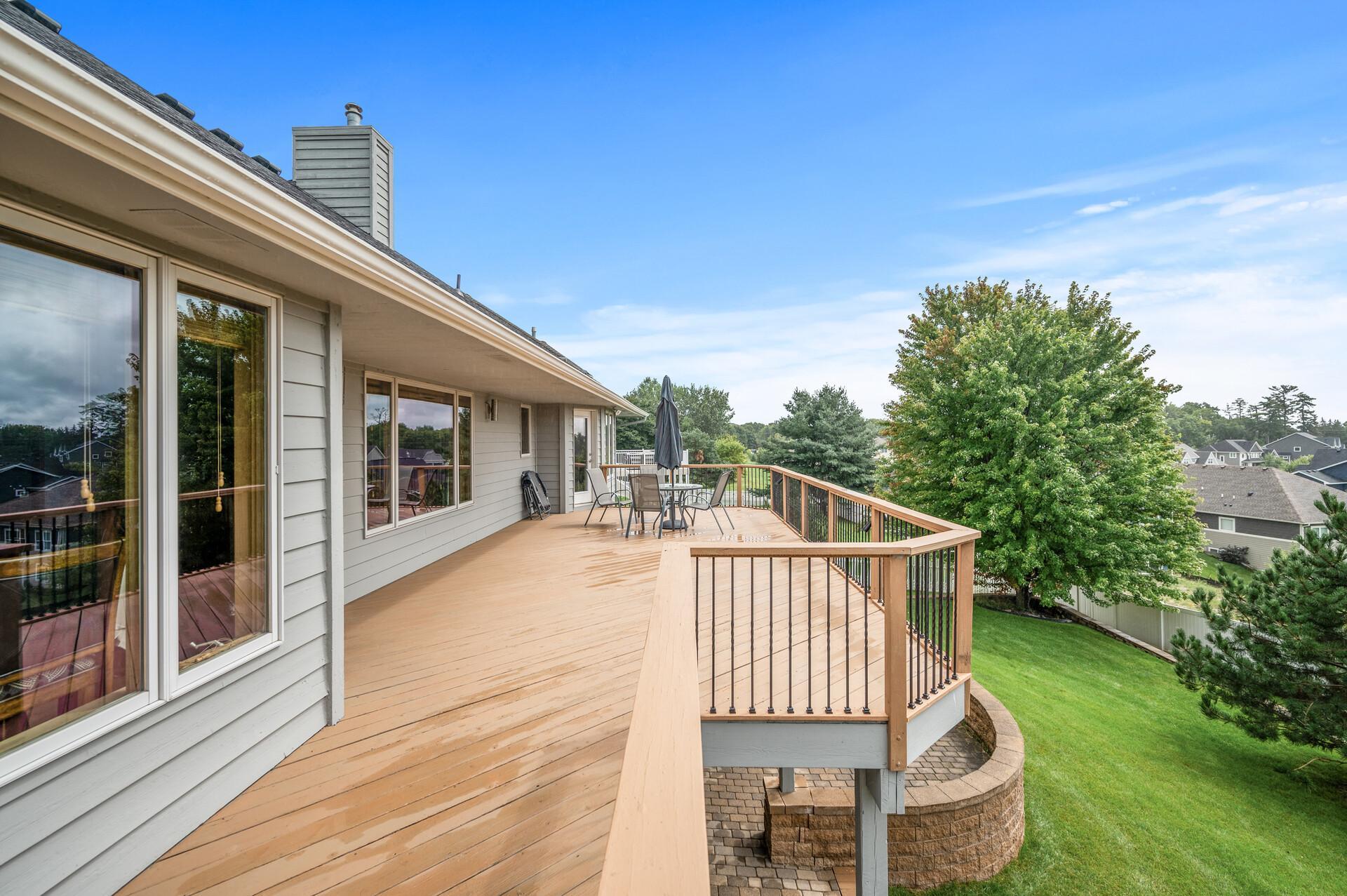2331 Fawn Hill Court, Chanhassen, Minnesota image 3