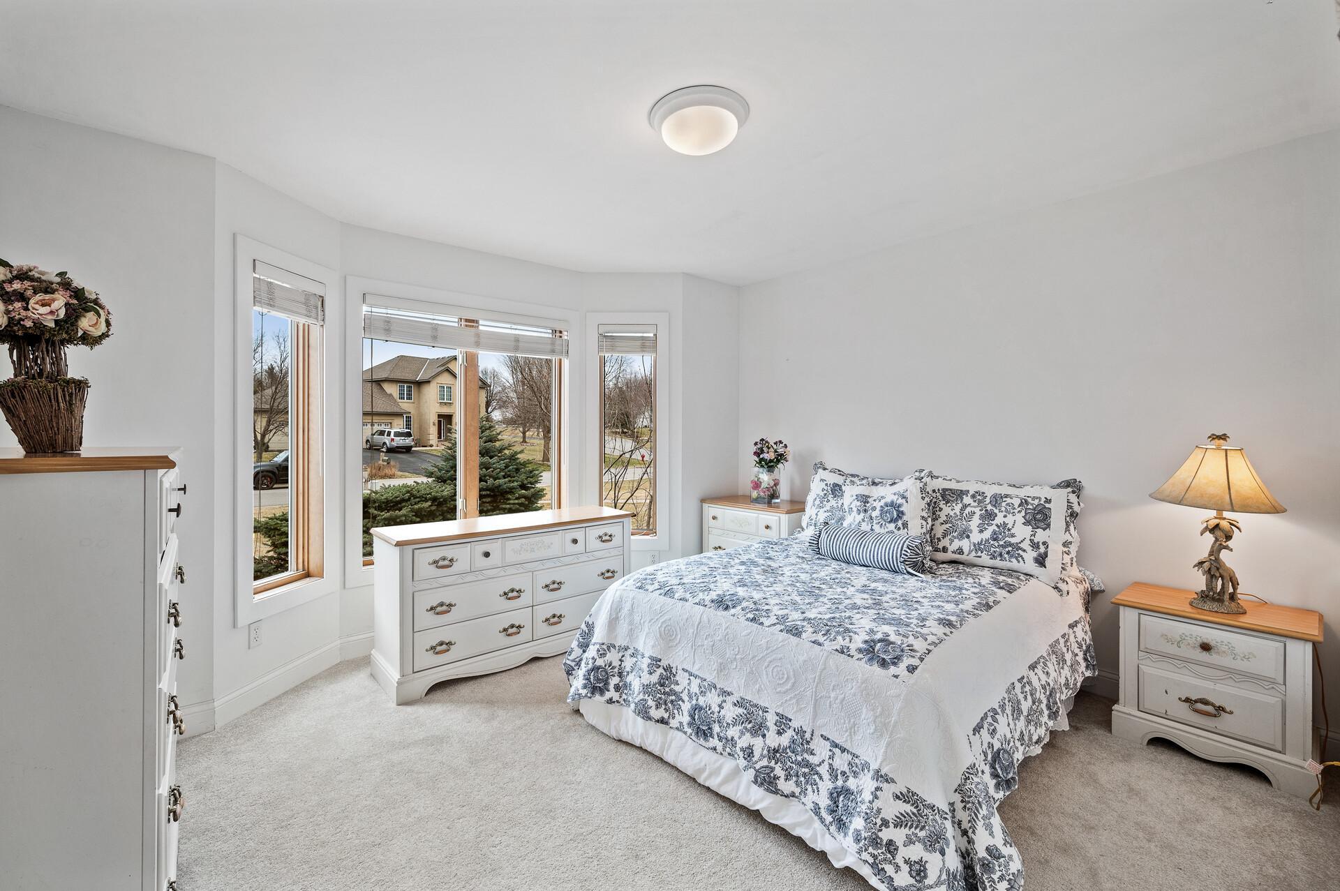 2331 Fawn Hill Court, Chanhassen, Minnesota image 22