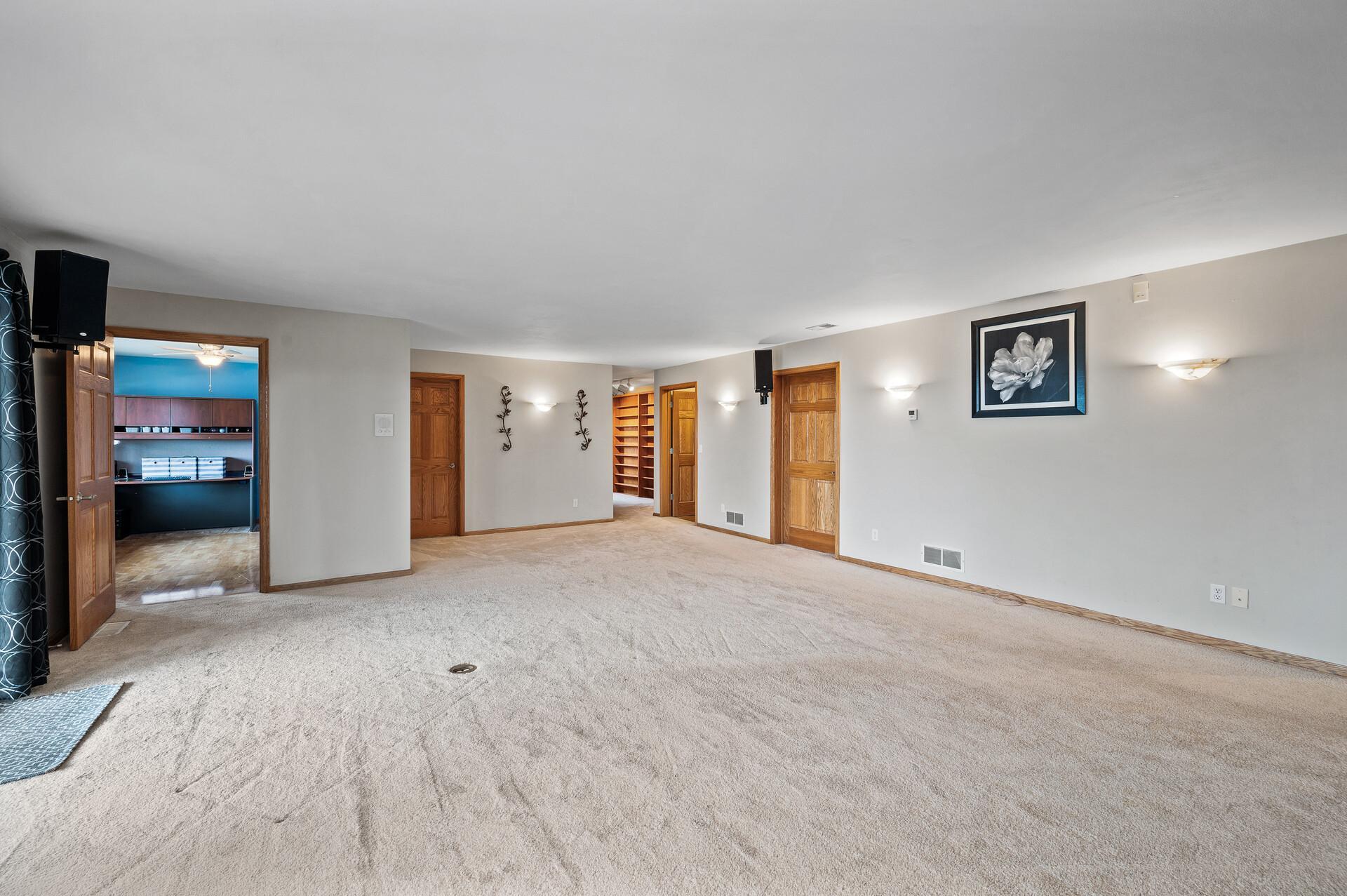 2331 Fawn Hill Court, Chanhassen, Minnesota image 26
