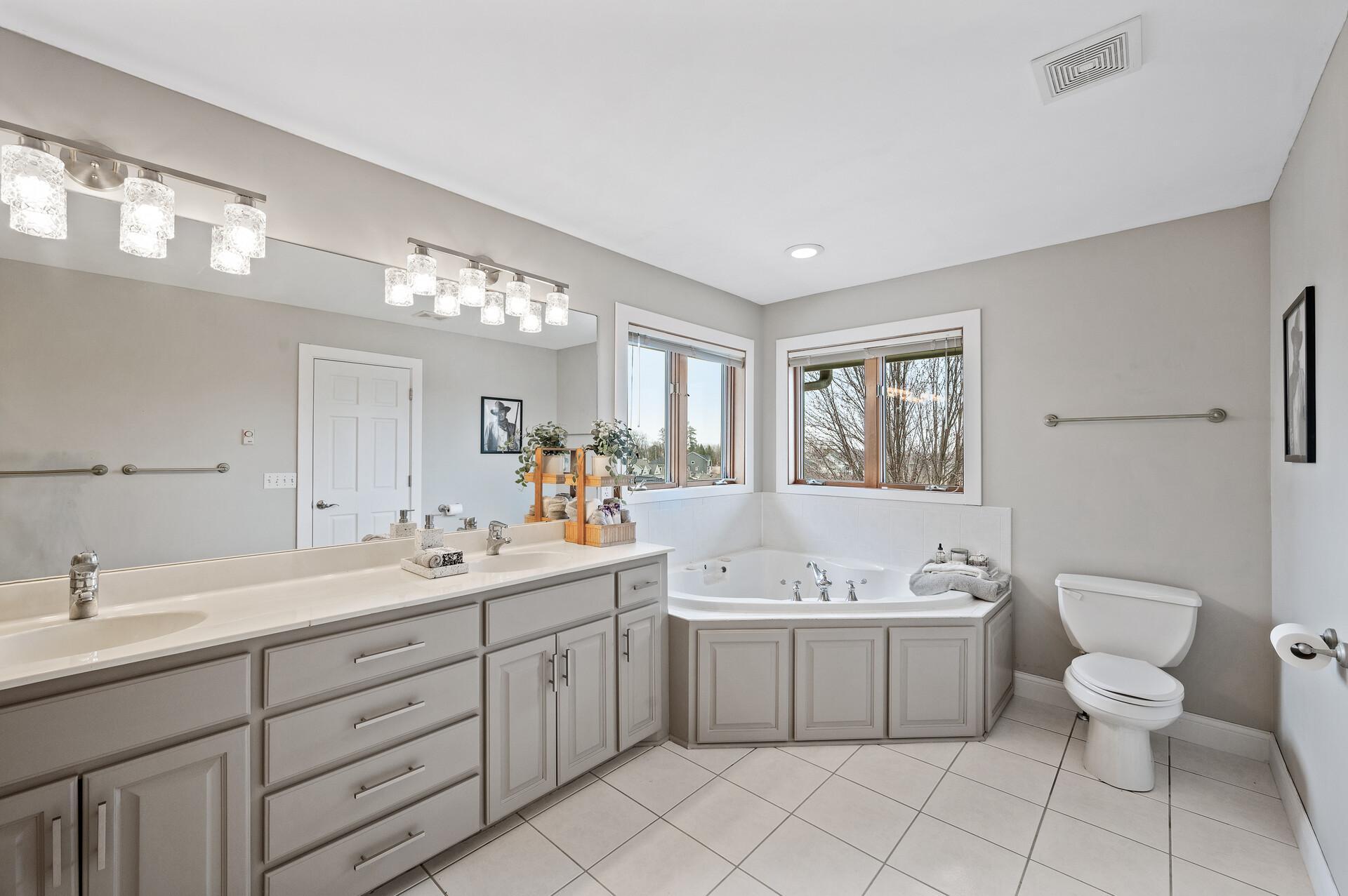 2331 Fawn Hill Court, Chanhassen, Minnesota image 14