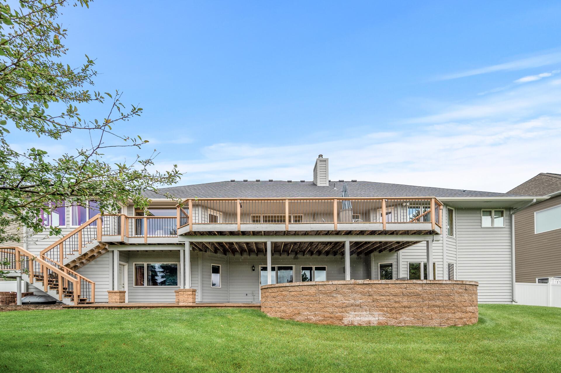 2331 Fawn Hill Court, Chanhassen, Minnesota image 28