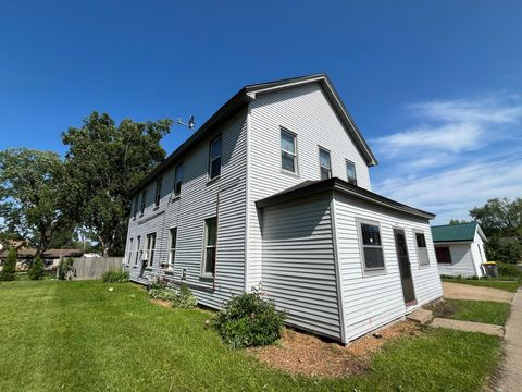 Multifamily For Sale - 1040 7th Avenue<br/> Baldwin, WI 54002