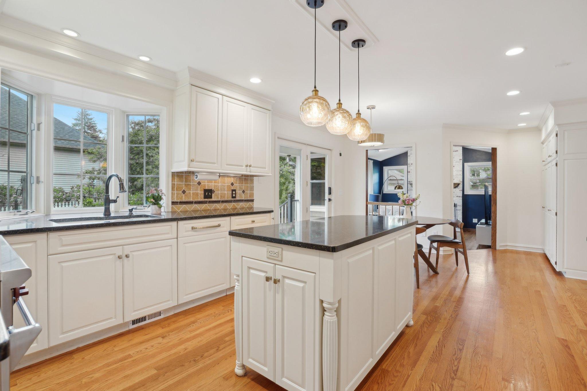 3678 Oak Creek Drive, Saint Paul, Minnesota image 18