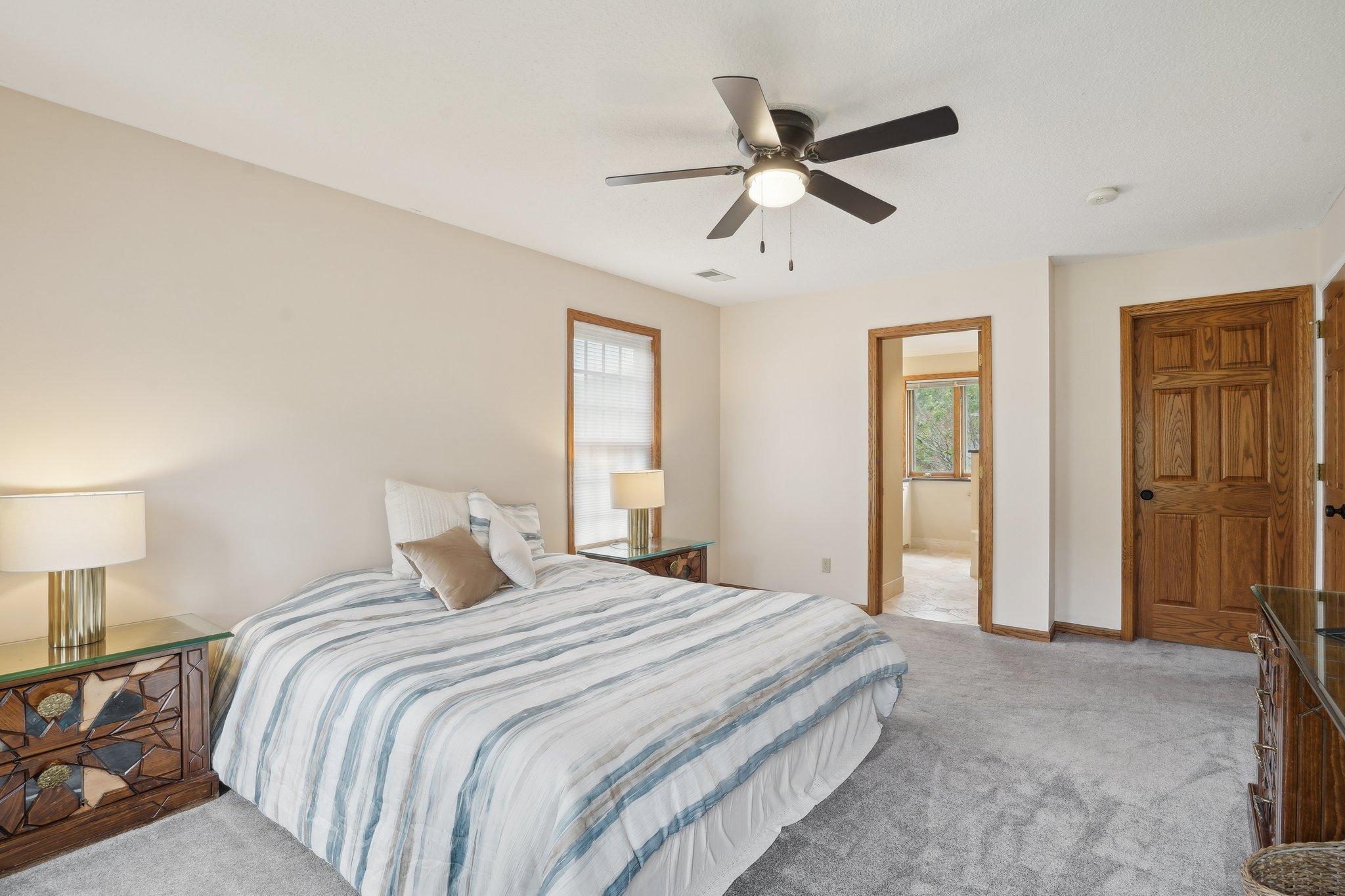 3678 Oak Creek Drive, Saint Paul, Minnesota image 25