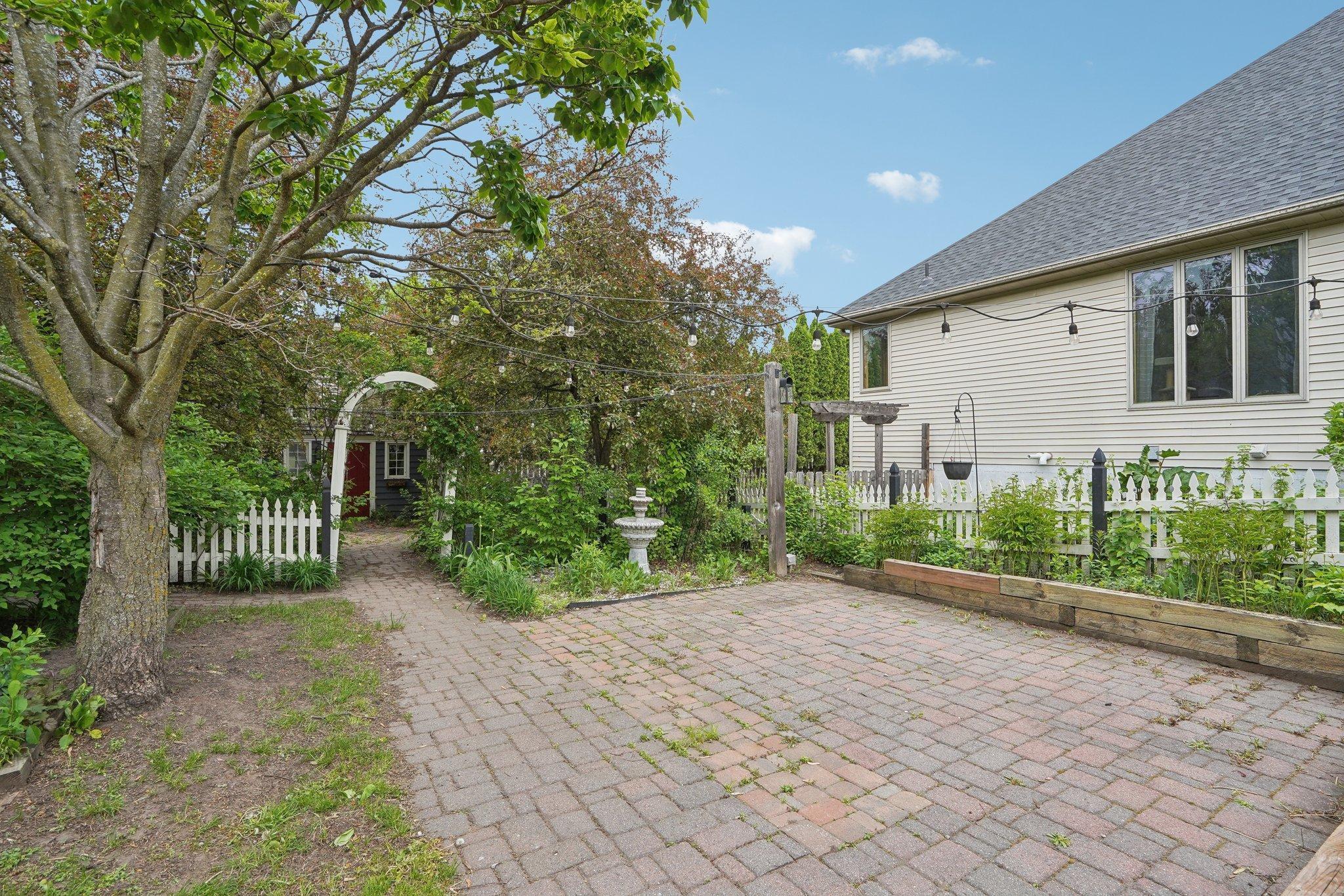 3678 Oak Creek Drive, Saint Paul, Minnesota image 49