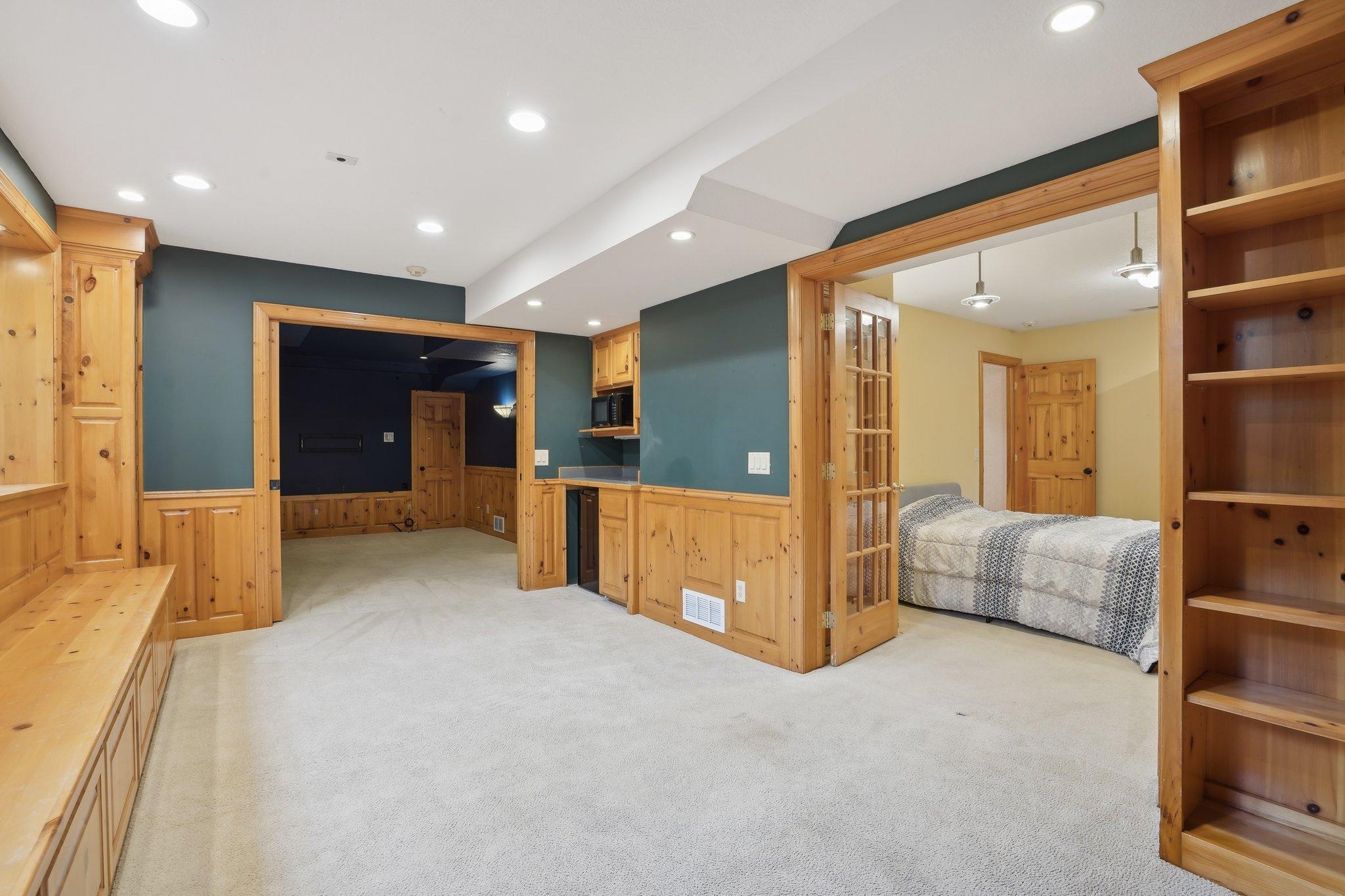 3678 Oak Creek Drive, Saint Paul, Minnesota image 35