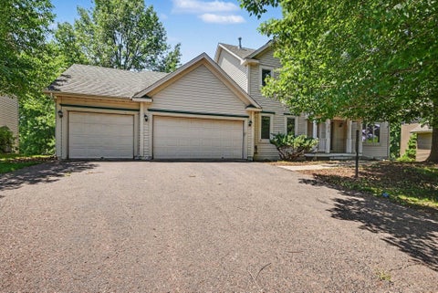 Homes For Sale - 3850 Jamestown Curve<br/> Washington County, Saint Paul, MN 55129