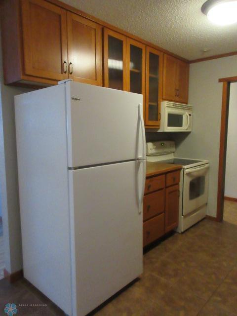 Moorhead, Minnesota 56560, United States, 2 Bedrooms Bedrooms, ,1 BathroomBathrooms,Residential,Pending,2618