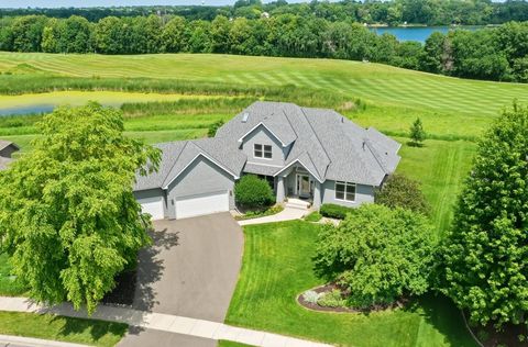 Homes For Sale - 2996 Fairway Drive<br/> Chaska, MN 55318