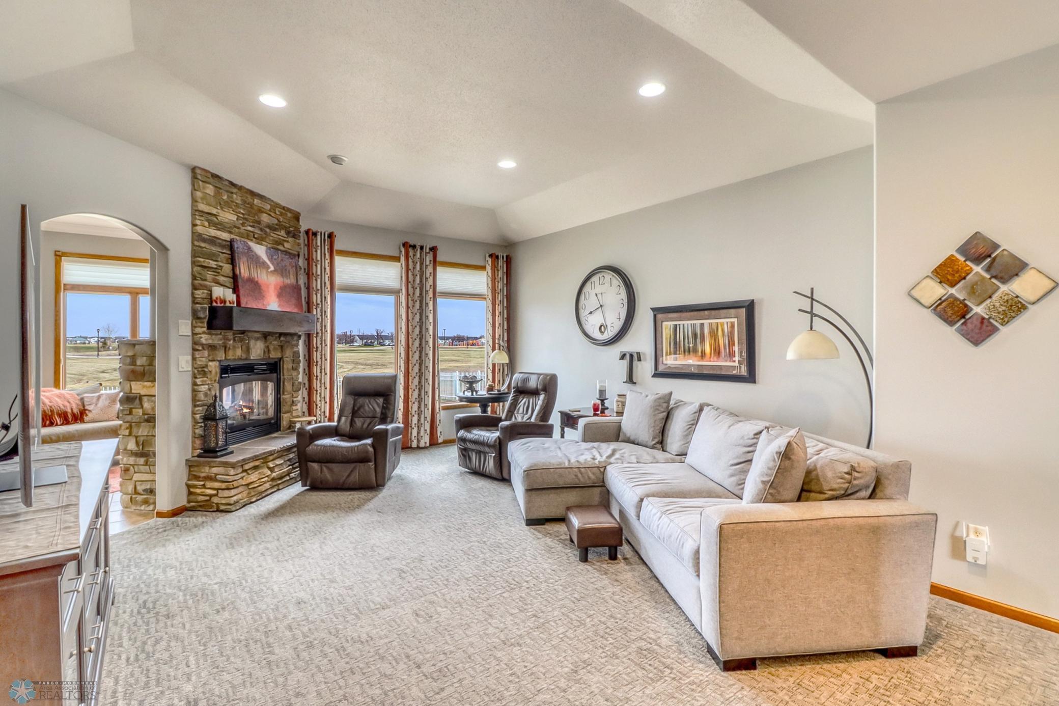 1040 36th Avenue, West Fargo, North Dakota image 14