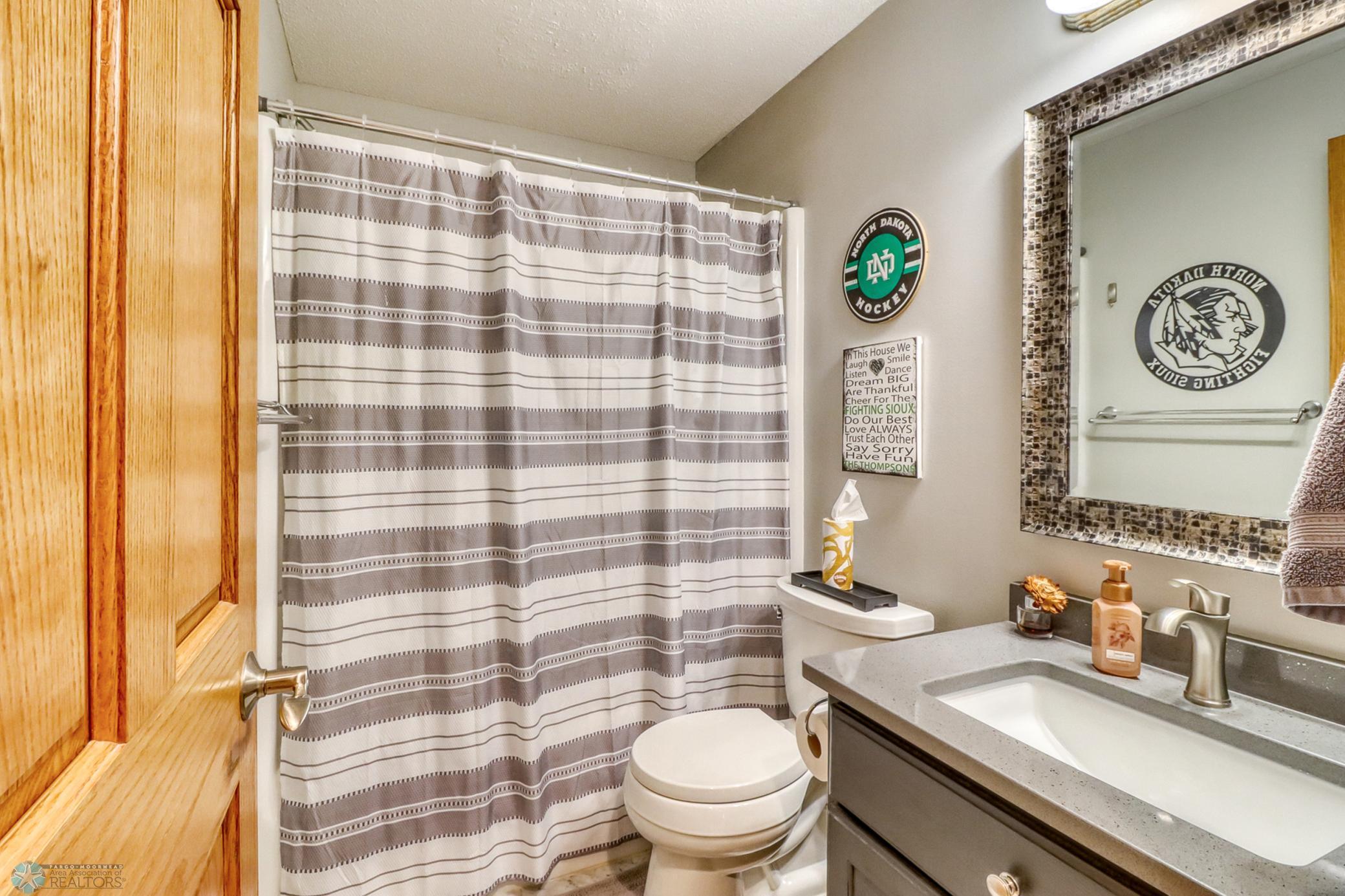 1040 36th Avenue, West Fargo, North Dakota image 50