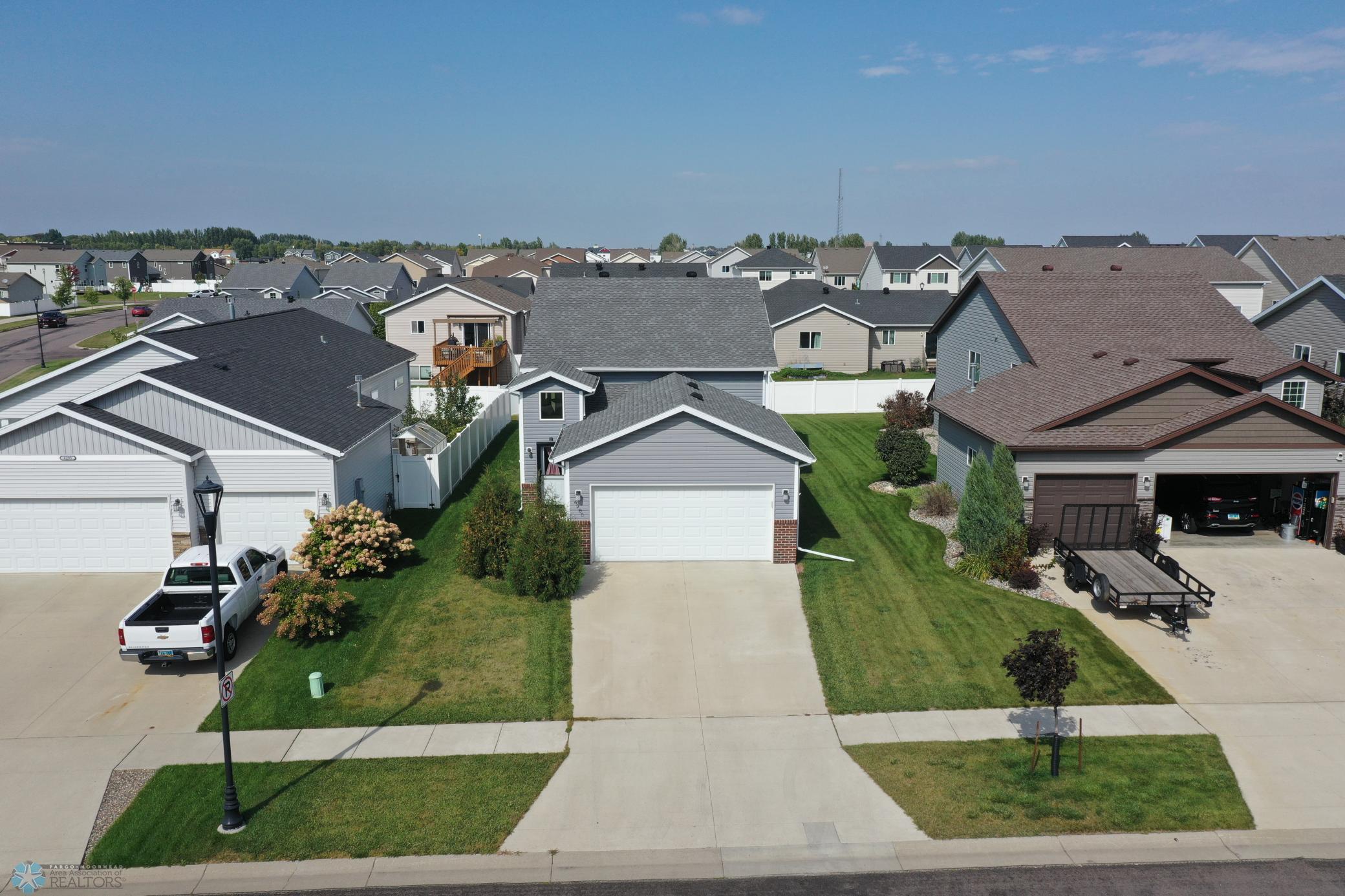 Fargo, North Dakota 58104, United States, 4 Bedrooms Bedrooms, ,2 BathroomsBathrooms,Residential,Active,206052