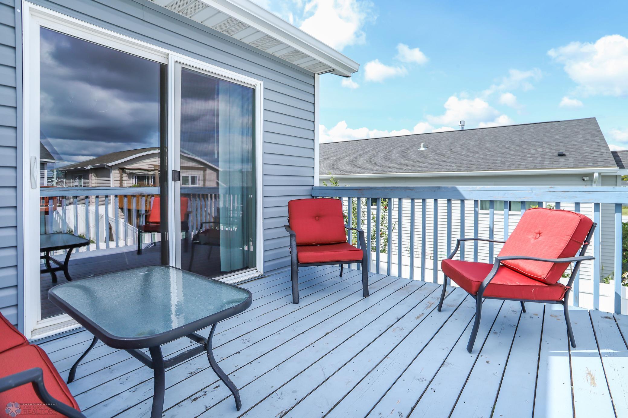 Fargo, North Dakota 58104, United States, 4 Bedrooms Bedrooms, ,2 BathroomsBathrooms,Residential,Active,206052