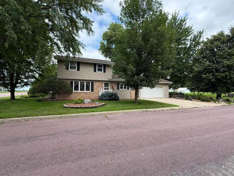 Homes For Sale - 1134 10th Street<br/> Westbrook, MN 56183
