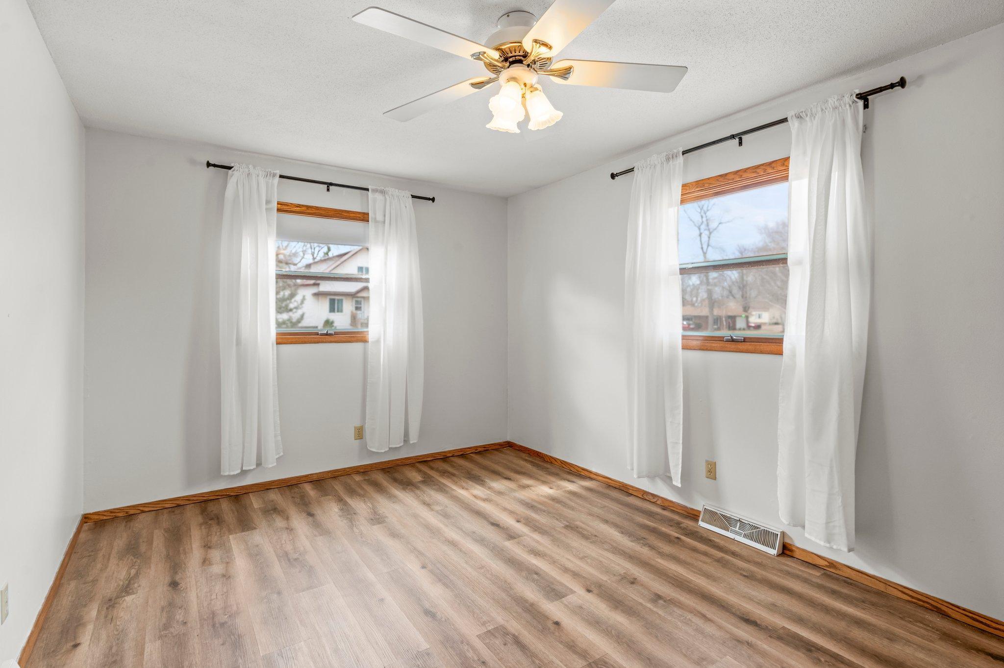 222 N 2nd Avenue, Truman, Minnesota image 9