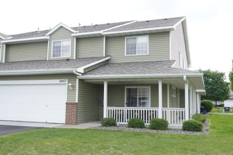 Townhouse For Sale - 9467 Golden Eagle Lane<br/> Monticello, MN 55362