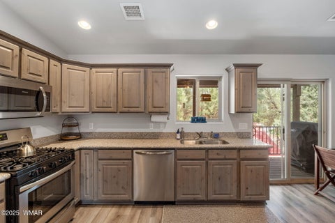 Tiny photo for 1061 E Tyson Place, Show Low, AZ 85901 (MLS # 263350)