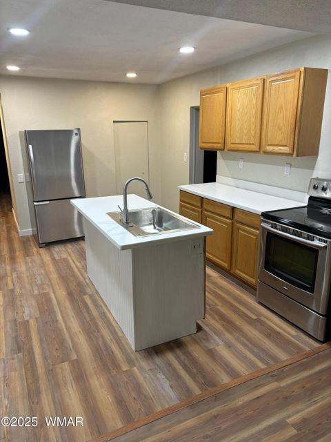 Tiny photo for 590 W 2nd Street, Saint Johns, AZ 85936 (MLS # 258929)