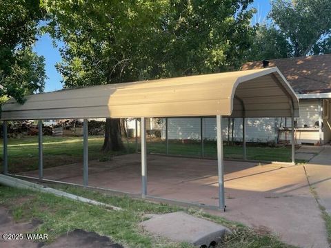 Tiny photo for 590 W 2nd Street, Saint Johns, AZ 85936 (MLS # 258929)