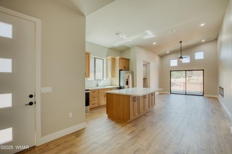 Photo of 4668 West Tatanka Loop, Show Low, AZ 85901 (MLS # 257389)