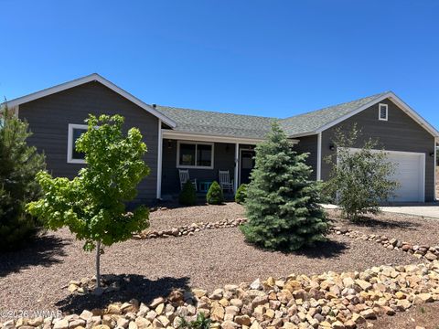 Photo of 7025 Dusty Saddle Trail, Show Low, AZ 85901 (MLS # 259692)