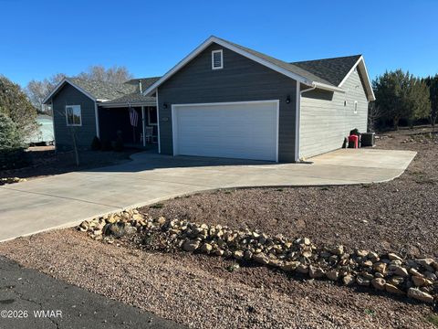 Photo of 7025 Dusty Saddle Trail, Show Low, AZ 85901 (MLS # 259692)