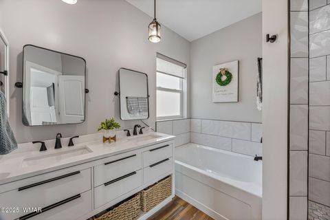 Tiny photo for 100 W Pine Haven Circle, Show Low, AZ 85901 (MLS # 257561)