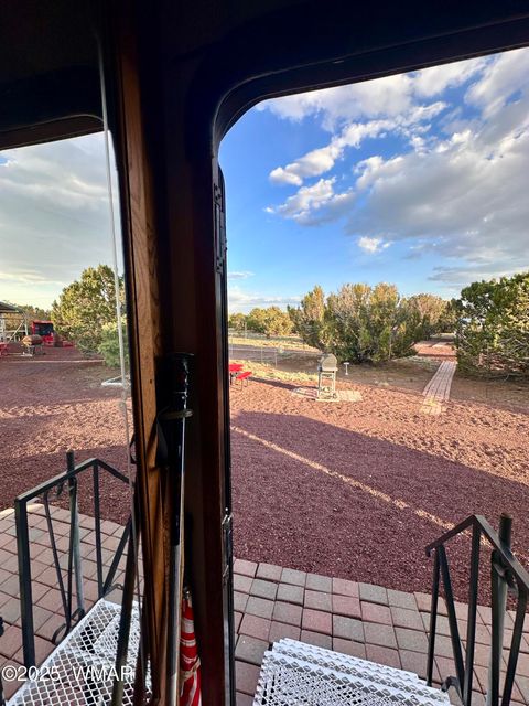 Tiny photo for 47 County Road 8306, Concho, AZ 85924 (MLS # 256498)