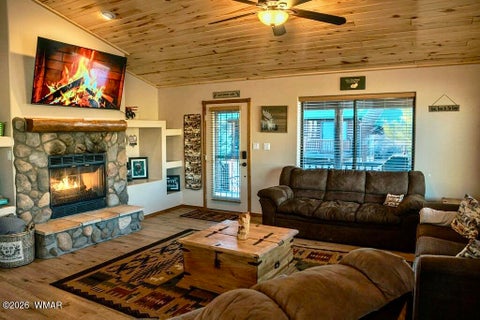 Tiny photo for 2334 S Buffalo Loop, Overgaard, AZ 85933 (MLS # 262575)