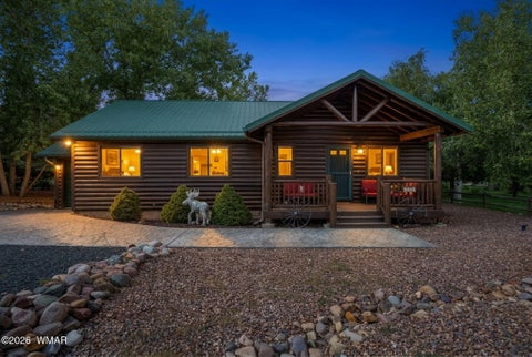 Photo of 2334 S Buffalo Loop, Overgaard, AZ 85933 (MLS # 262575)
