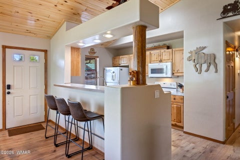 Tiny photo for 2334 S Buffalo Loop, Overgaard, AZ 85933 (MLS # 262575)
