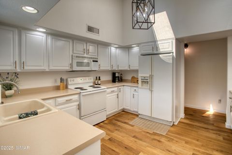 Tiny photo for 3651 Crown Dancer Drive #8A, Pinetop, AZ 85935 (MLS # 257277)