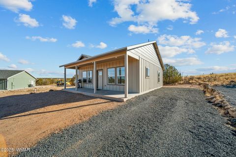 Photo of 8578 Shoemake Place, Show Low, AZ 85901 (MLS # 262355)