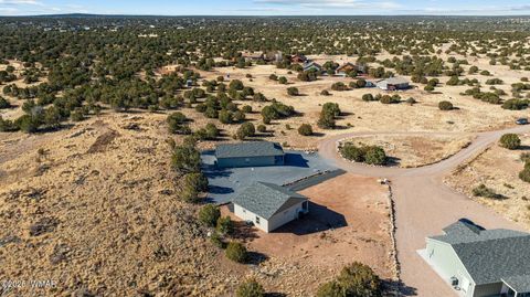 Tiny photo for 8578 Shoemake Place, Show Low, AZ 85901 (MLS # 262355)
