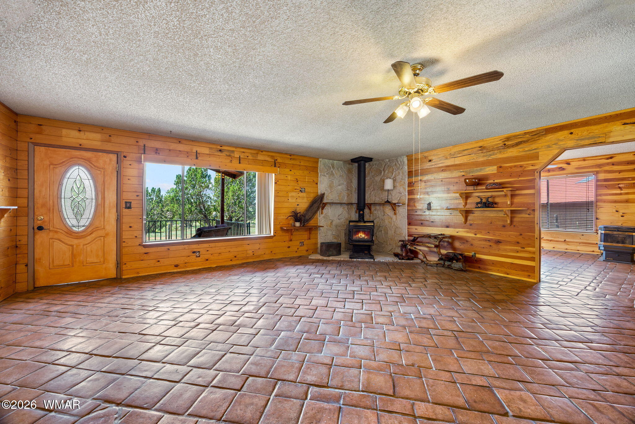 7131 White Gate Way