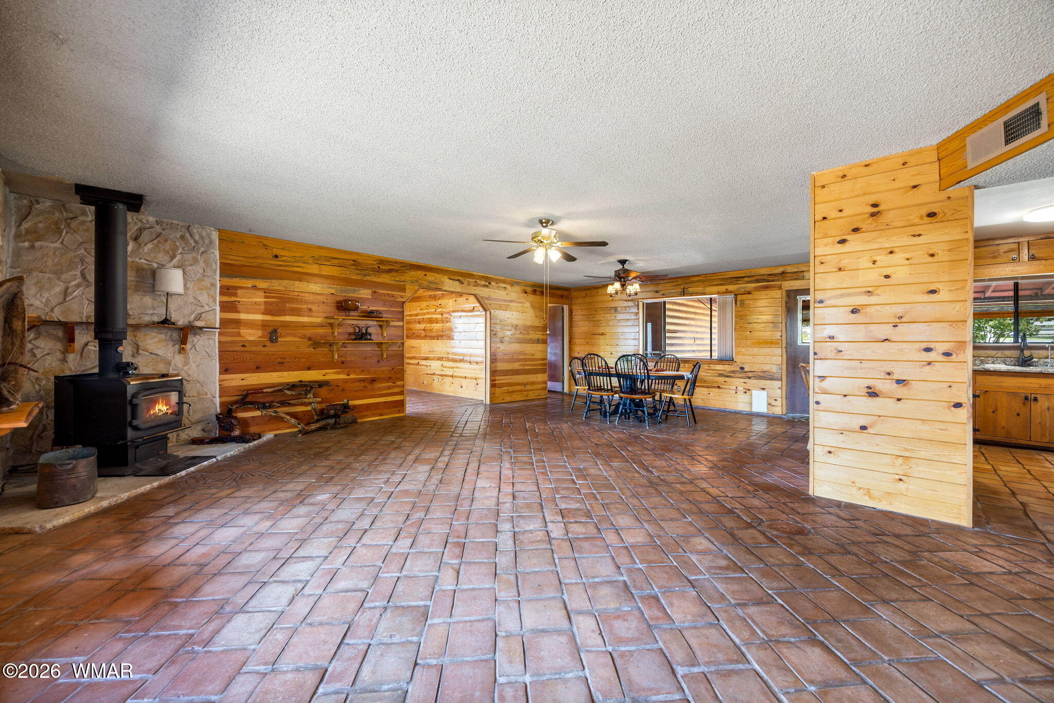 7131 White Gate Way