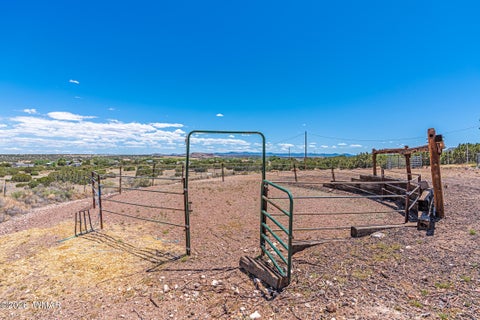 Tiny photo for 12 Navajo Drive, Concho Valley, AZ 85924 (MLS # 261372)