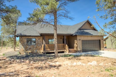 Photo of 1028 School House Lane, Show Low, AZ 85901 (MLS # 259116)