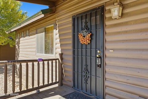 Tiny photo for 2348 S Buffalo Loop, Overgaard, AZ 85933 (MLS # 261001)