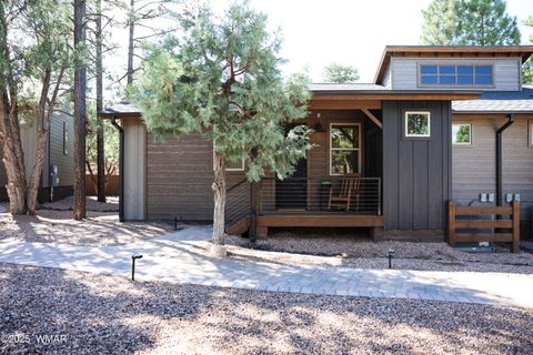 Photo of 3905 W Cooley Street, Show Low, AZ 85901 (MLS # 258984)