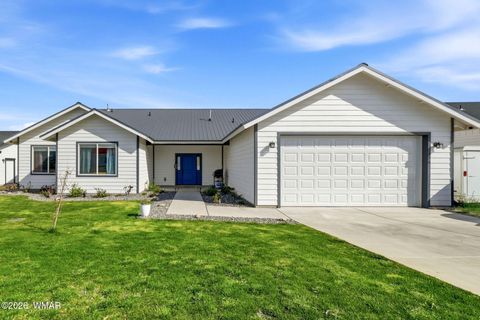 Photo of 376 W 3rd Avenue, Eagar, AZ 85925 (MLS # 260325)