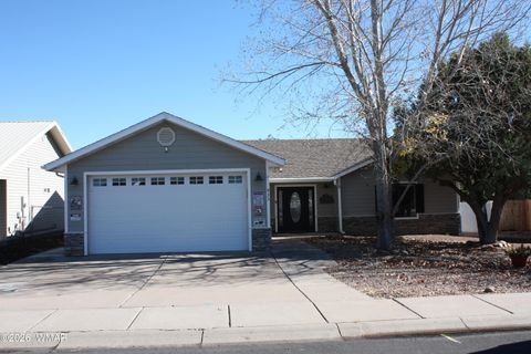 Photo of 933 S Fox Hunt, Show Low, AZ 85901 (MLS # 259687)